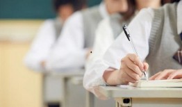 凉亭吃瓜事件道歉视频,当事人深情致歉，反思与成长