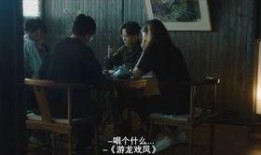 看戏吃瓜的视频,跟随视频一探看戏吃瓜的趣味时光