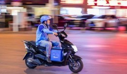 外卖女骑手苏苏吃瓜视频,揭秘吃瓜视频背后的辛酸与坚守