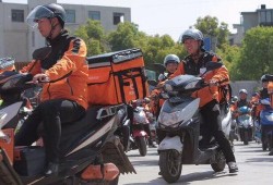 外卖女骑手苏苏吃瓜视频,揭秘吃瓜视频背后的辛酸与坚守