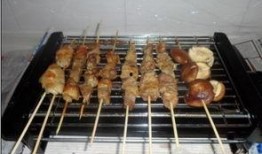 吃哈密瓜烤肉视频,夏日美食新体验