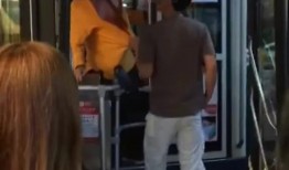 三里屯酒店吃瓜事件视频,一场网络热议的幕后真相揭秘